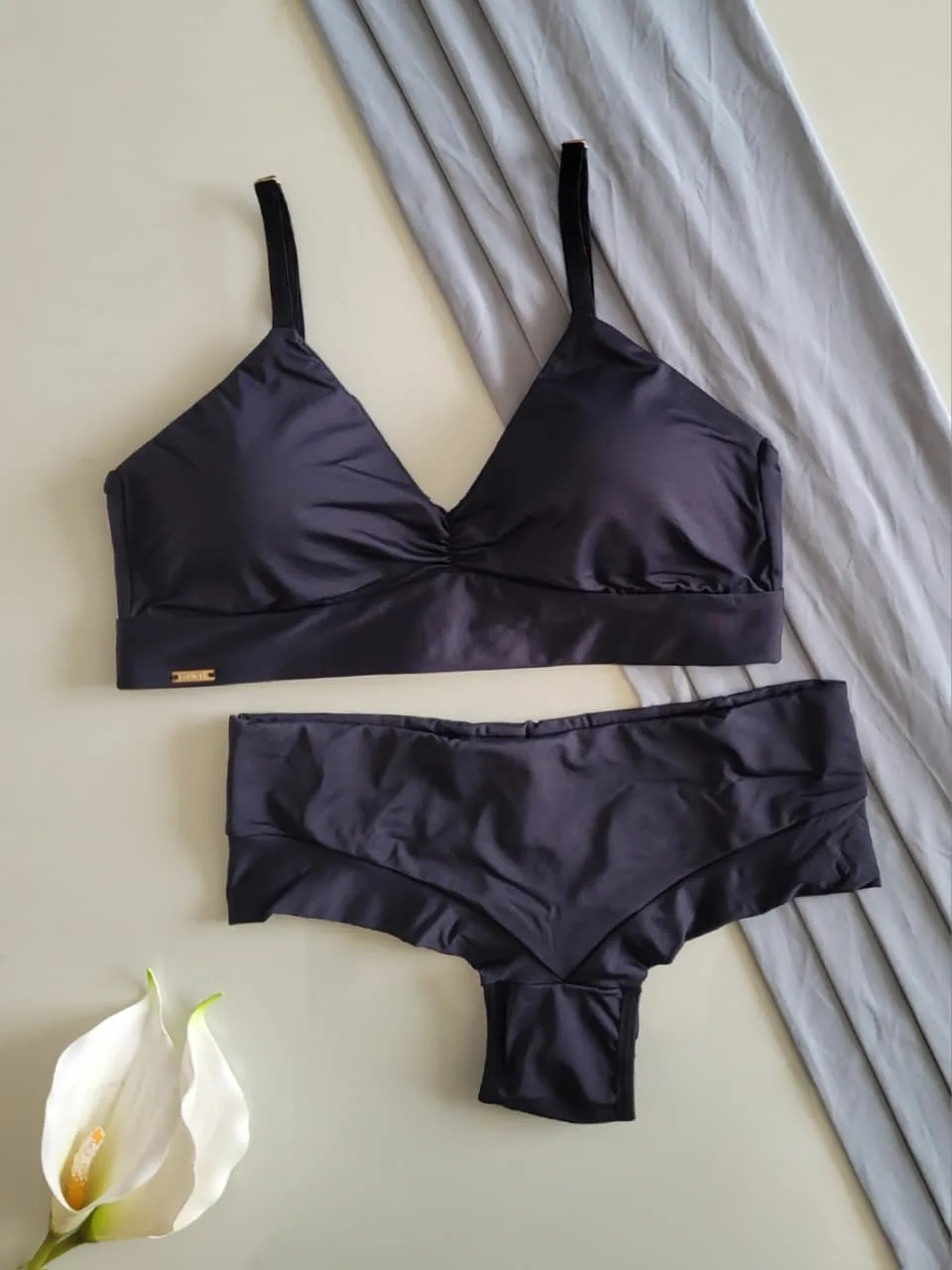 Conjunto Top com bojo removível + Calcinha Fio Duplo