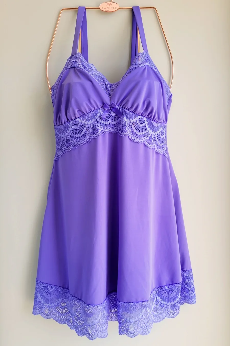 CAMISOLA EM LIGANETE SEM BOJO COM ALÇA ENCAPADA